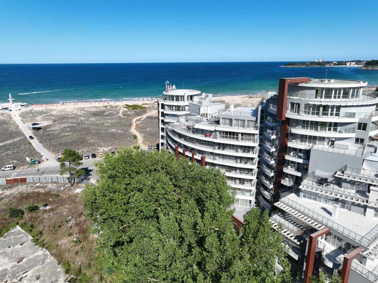 Allure Beach Resort Aparthotel Primorsko Buitenkant foto