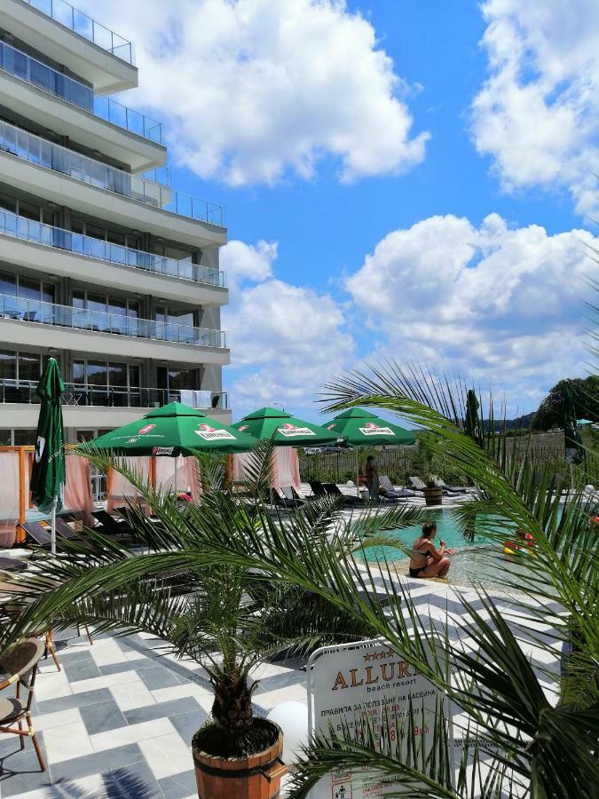 Allure Beach Resort Aparthotel Primorsko Buitenkant foto